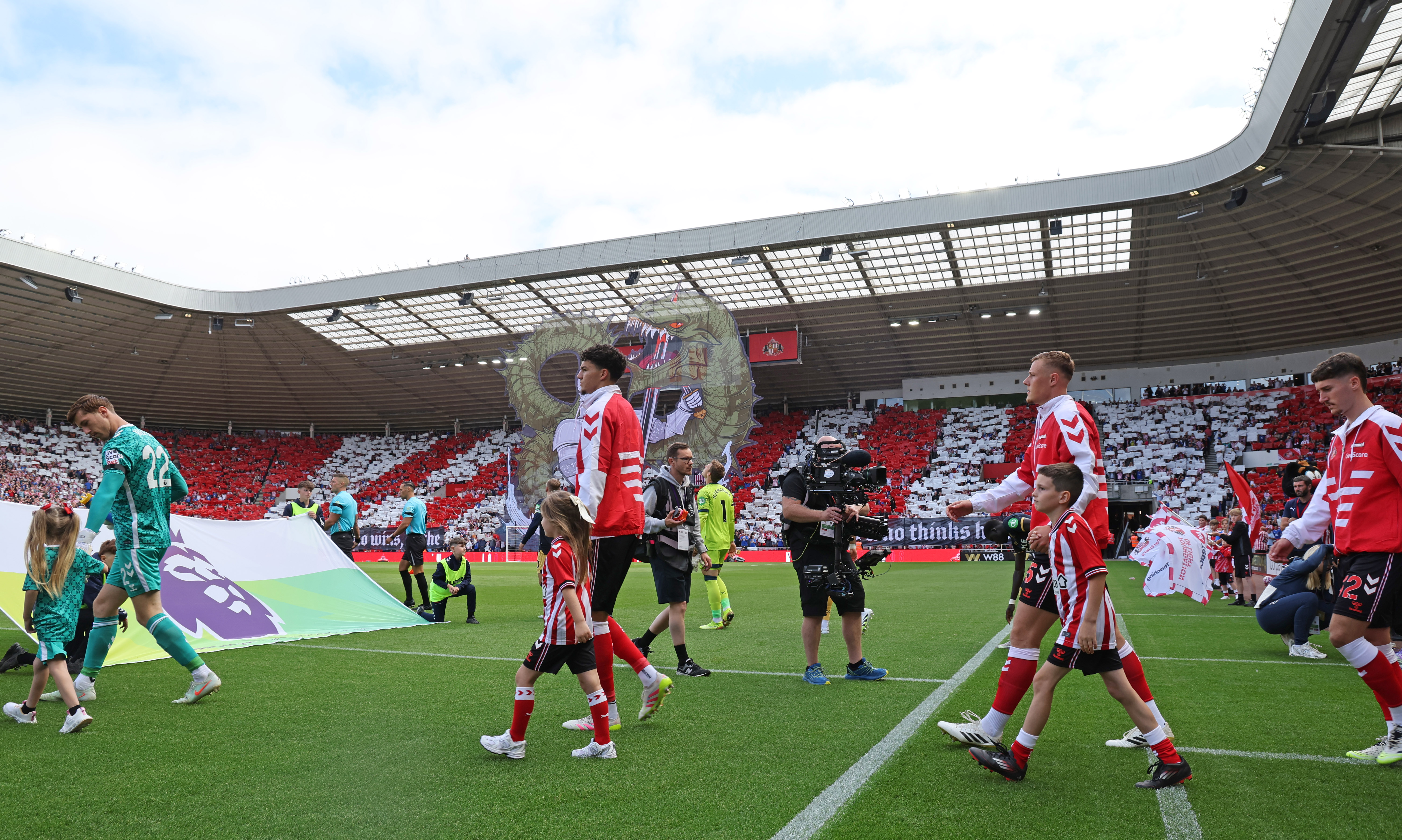 Win Sunderland AFC Mascot Experience with Foundation of Light Holiday Courses