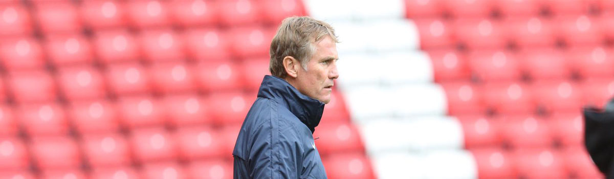 PARKINSON GIVES SUPPORT TO FOUNDATION STAFF