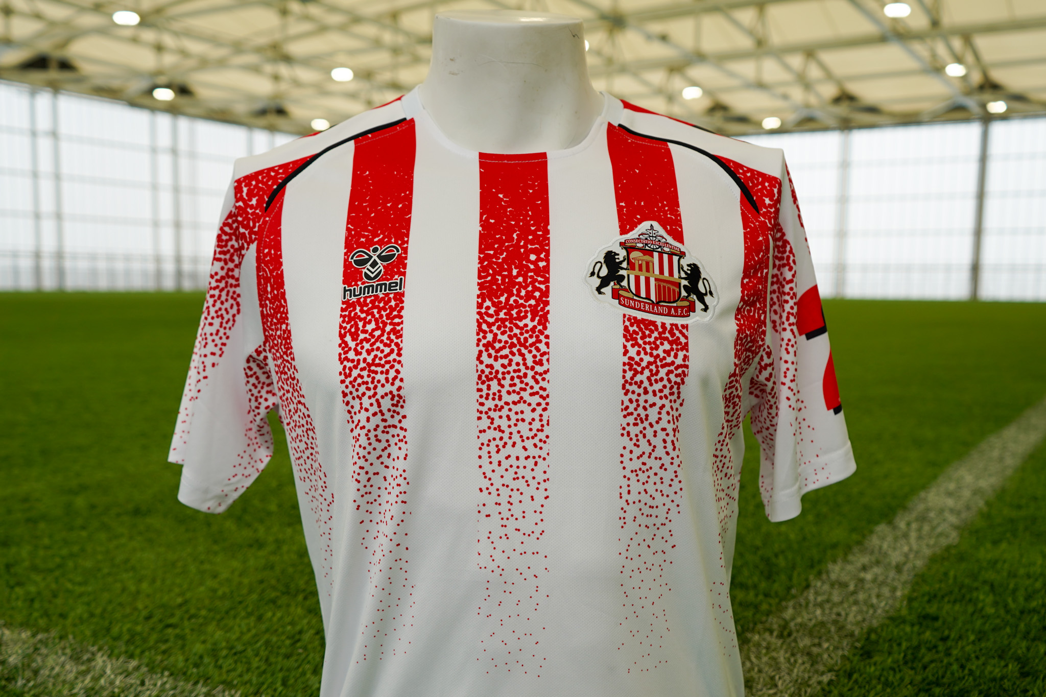 Fan-voted 25th Anniversary shirt revealed